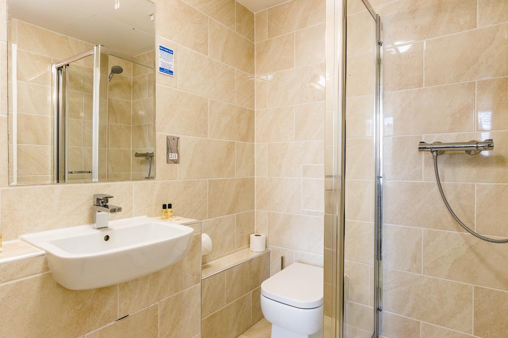 Hotel George 3*