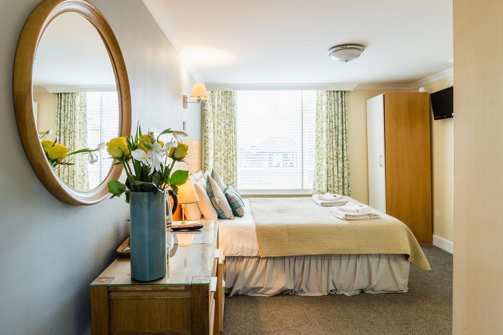 Hotel George 3*