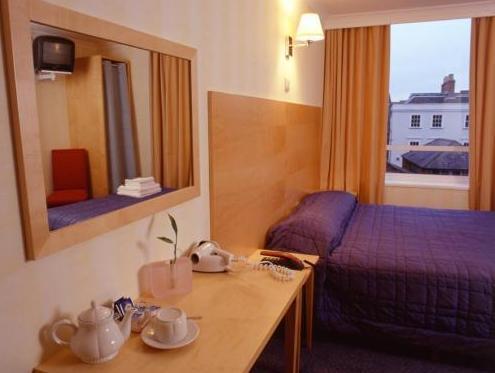 Hotel George 3*
