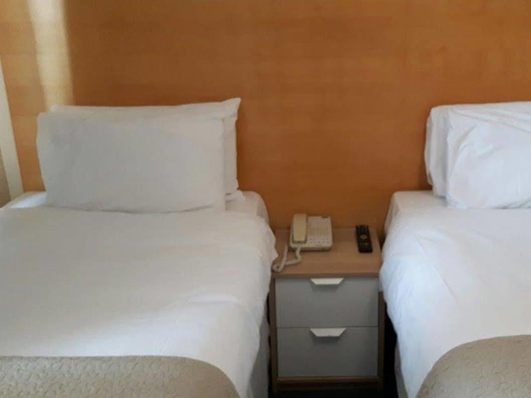 George Hotel 3*